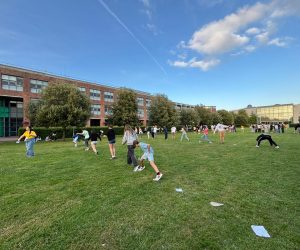 🏐 Día 4: Clases, deporte, arte… ¡y juegos al atardecer!