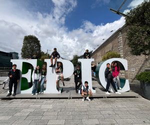 💃 Día 10: Pasaportes sellados, pasos de baile… ¡y muchas risas!